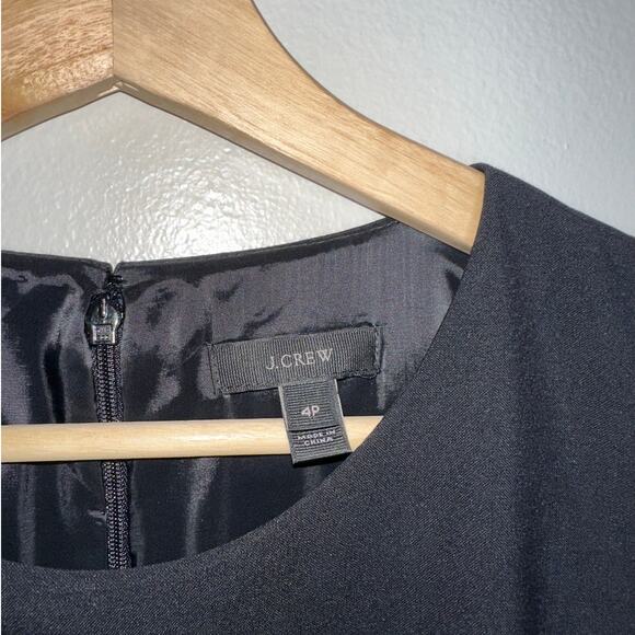 J.Crew Resume Dress in Italian Wool Blend Black 4P Professional Classic - Picture 4 of 7